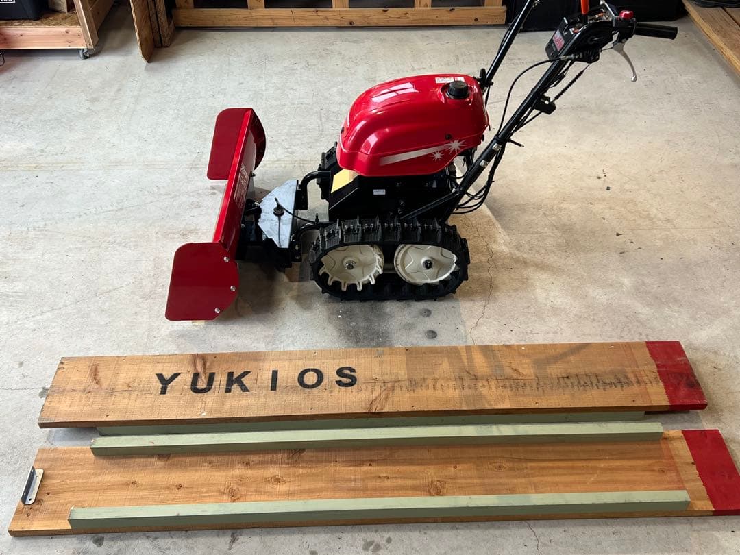 ホンダ 除雪機 赤 キャタピラ式