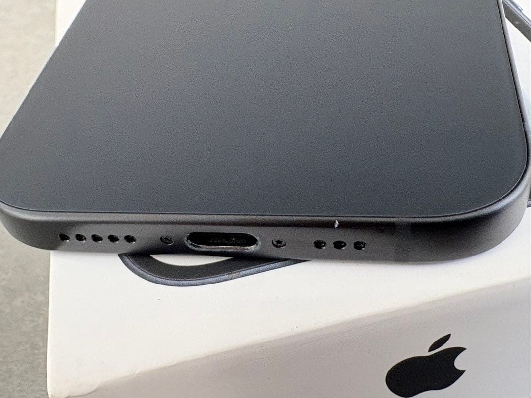 【訳あり】iPhone15/128GB/画面割れ/即日発送可