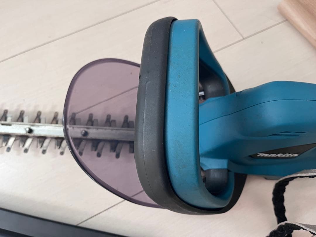 Makita ヘッジトリマー DUH523 充電器付き