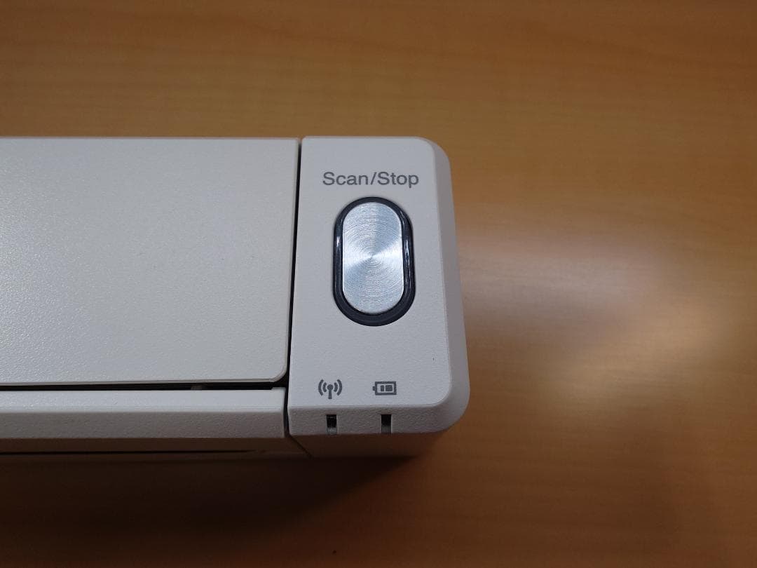 ScanSnap iX100 FI-IX100BW 　スノーホワイト