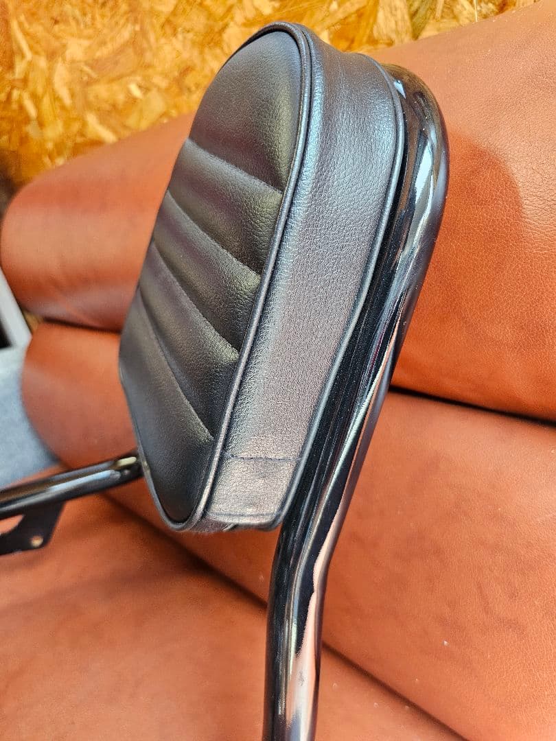 --xページ--YAMAHA BOLT スリップオンマフラー/バックレスト