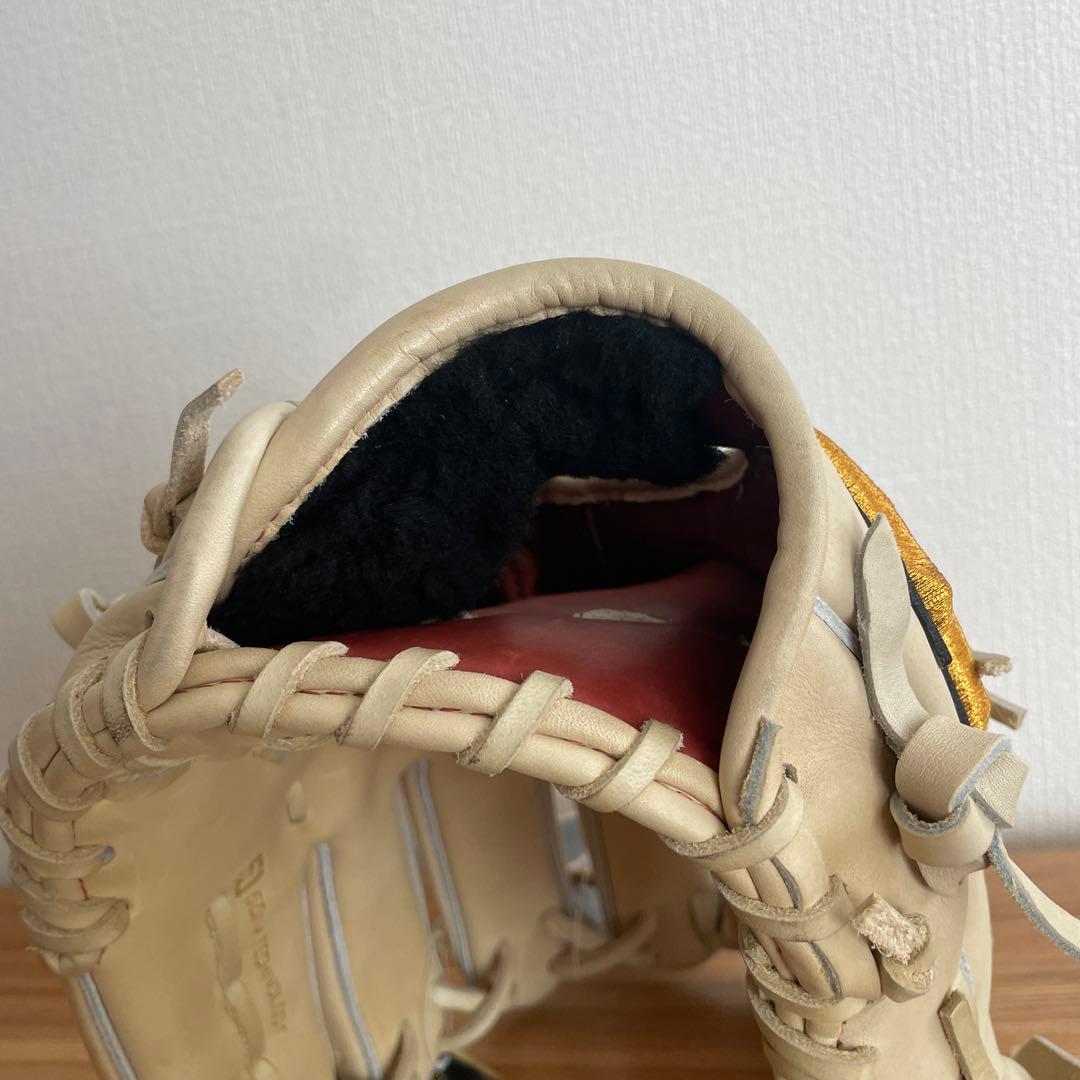 ミズノプロ　硬式用　グラブ　グローブ　内野用　定価62,700円　5DNA