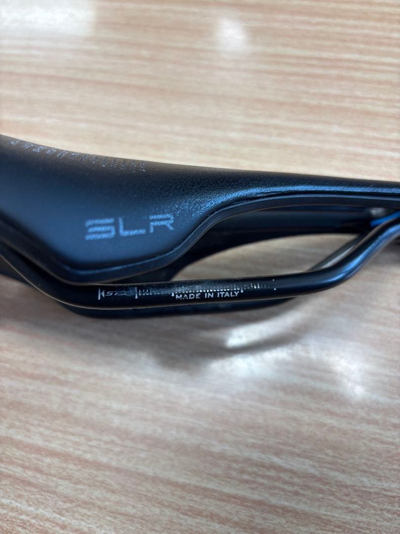 selle italia SLR Superflow サドル