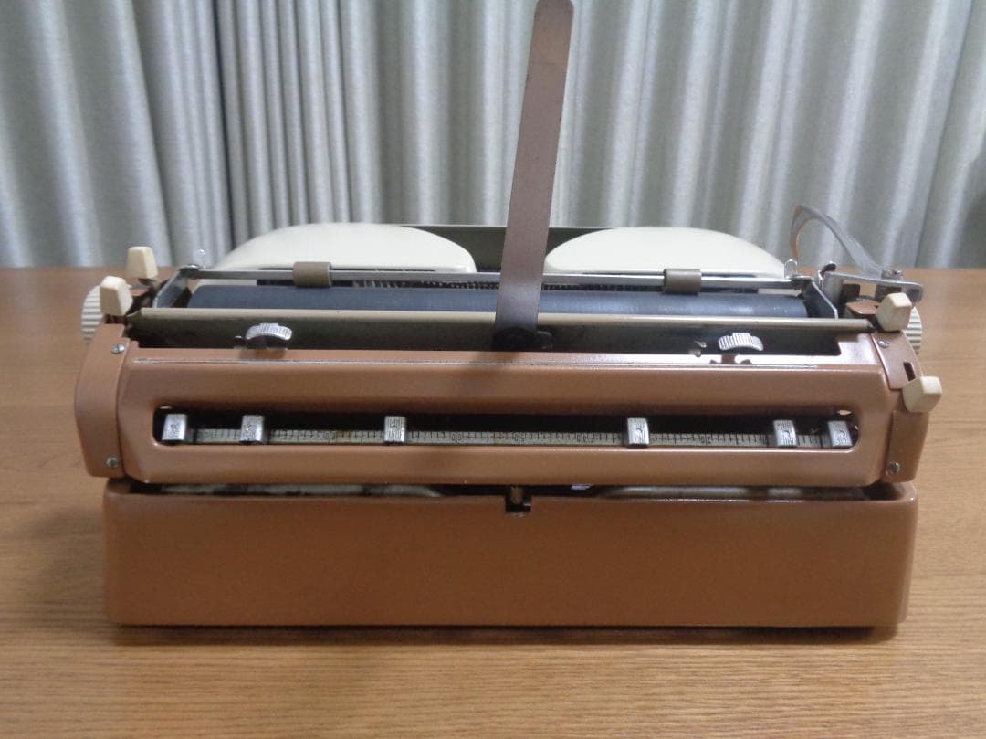 完動品 TRIUMPH gabriele-E タイプライター タイピストモデル