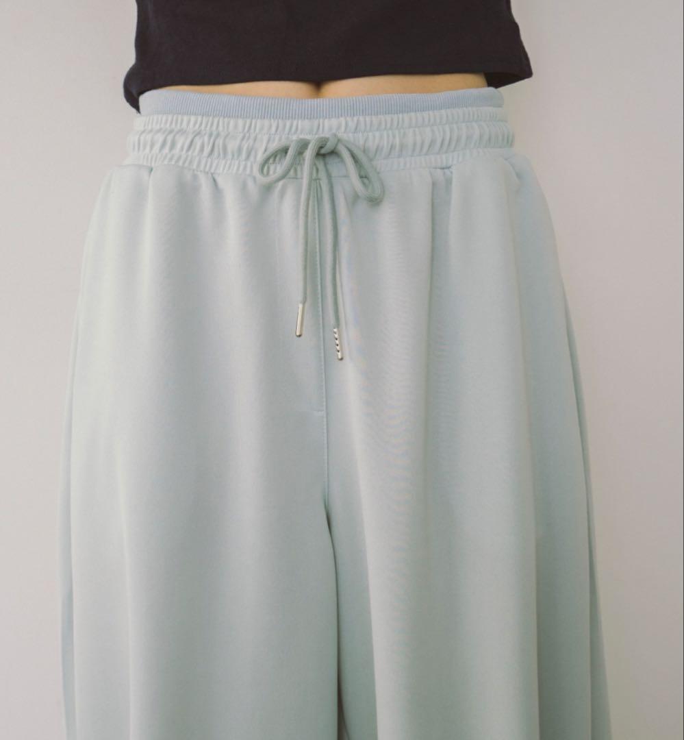 HANNE ネイビー クロップドジャケットとパンツ セット