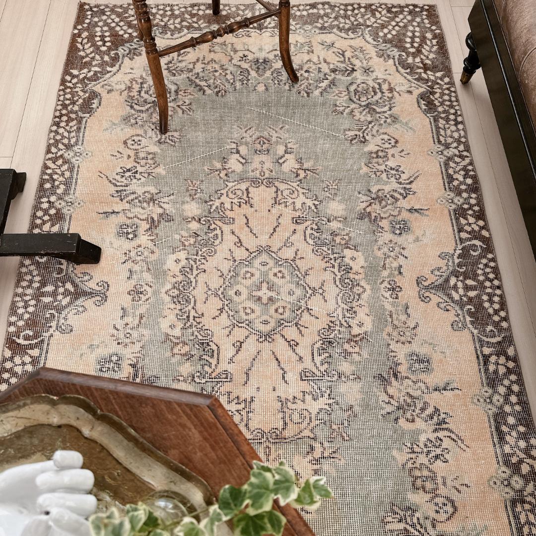 トルコ ヴィンテージラグ A111 定番 ベージュ セージグリーン ブラウン