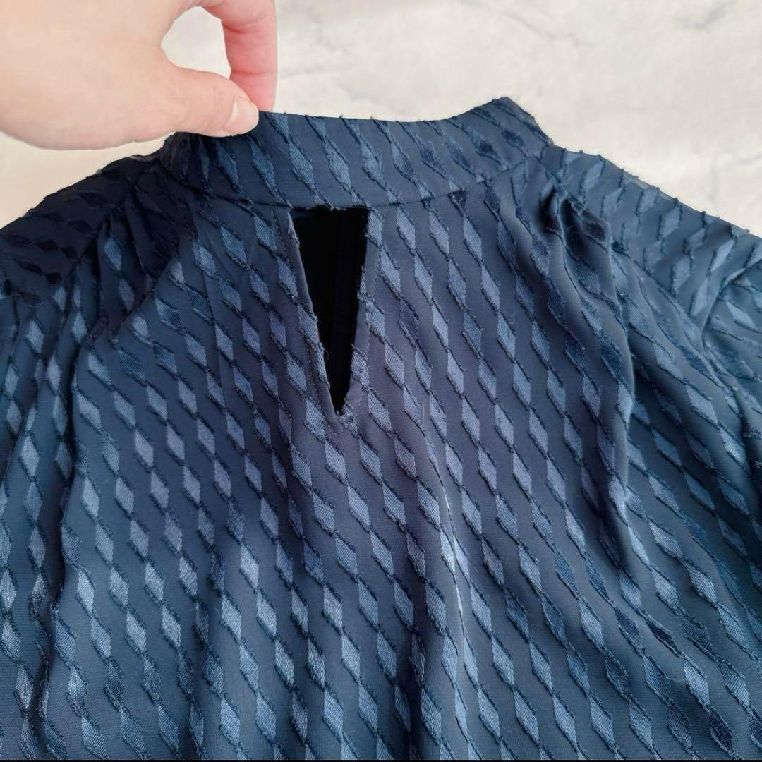 ピンキーアンドダイアン◆バイアスダイヤ柄カットジャカードブラウス　ブラック