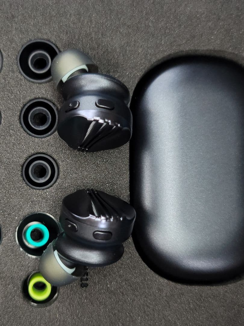 【美品】FiiO FW5 （2BA＋1DD..DAC）