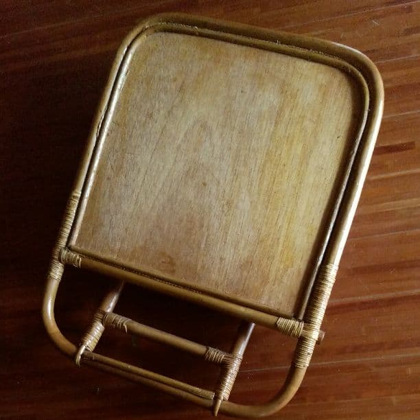 アジアン雑貨　折り畳み座椅子　天然素材　インテリア