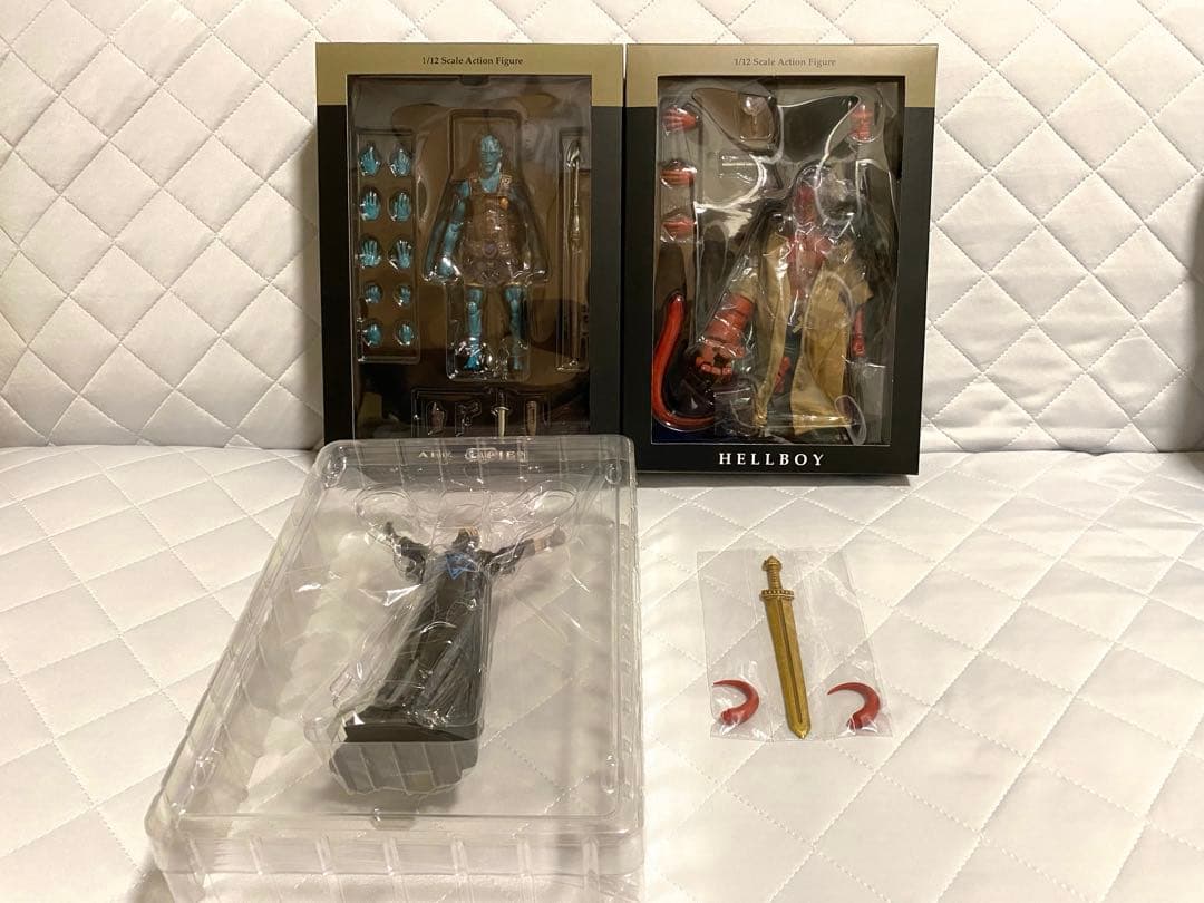 1000toys 1/12 ヘルボーイ エイブ・サピエン 限定品