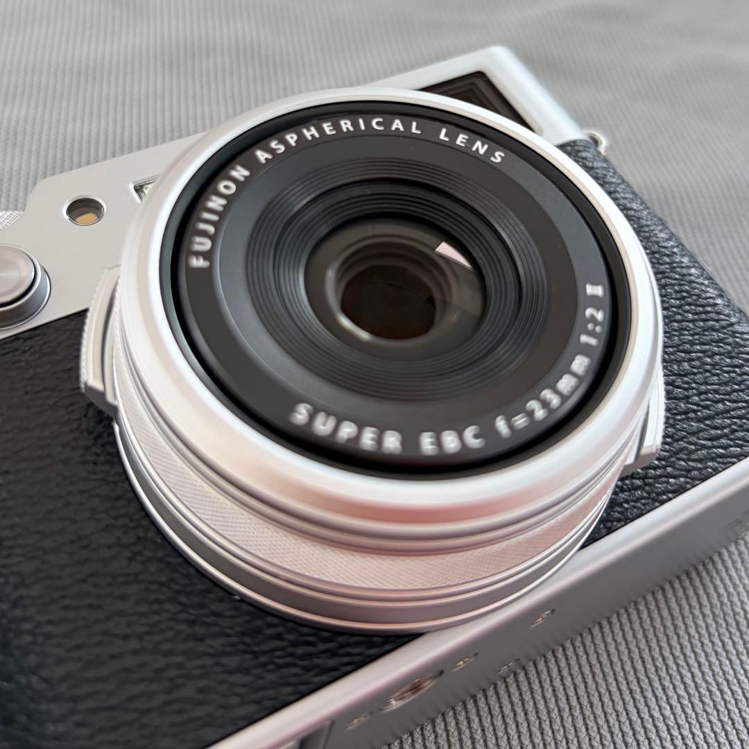 【保証書・付属品あり】x100vi FUJiFILM