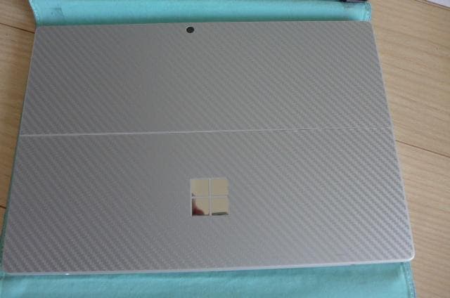 美品 マイクロソフト Surface Pro7 (i3/4GB/128GB)