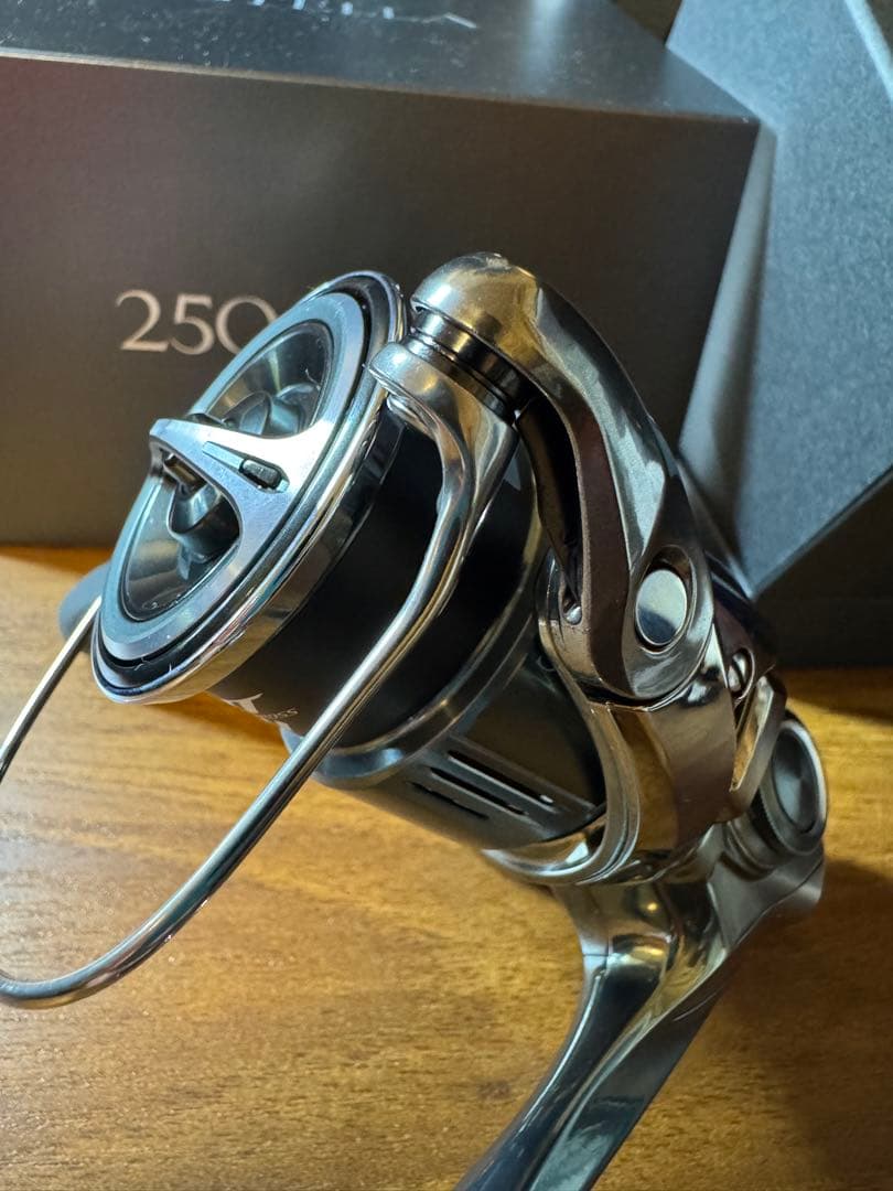 シマノ 22ステラ2500SHG