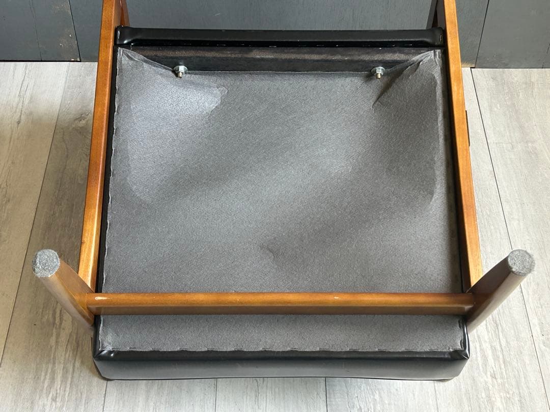 カリモク60 オールドカリモク　Kチェア　アームチェア　アームソファ　RN