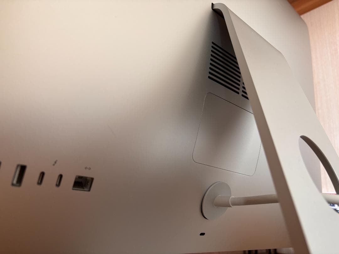 iMac2019 27\" Retina5K i9 1TB SSD 16GBメモリ