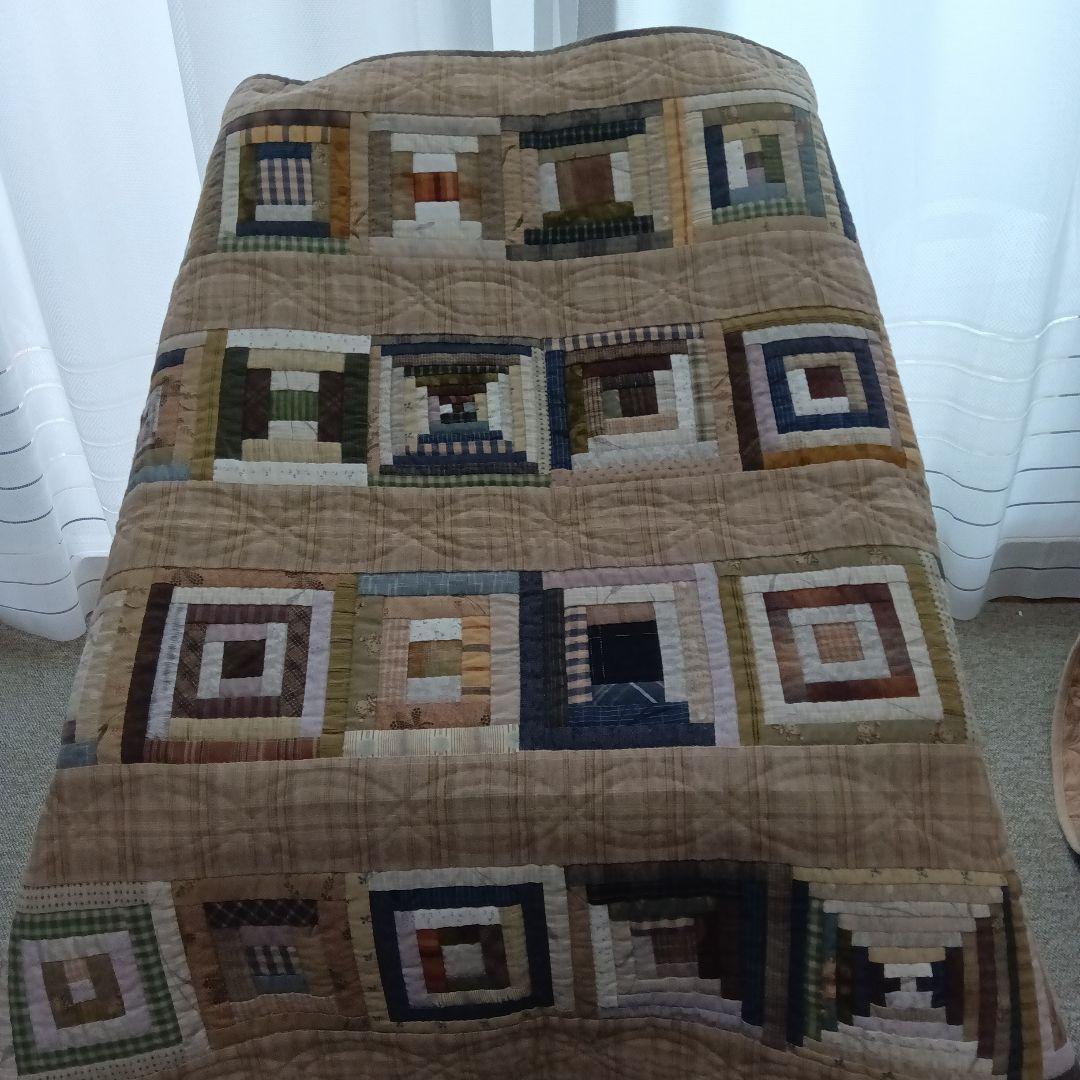 ログキャビンのパッチワークキルト(大)