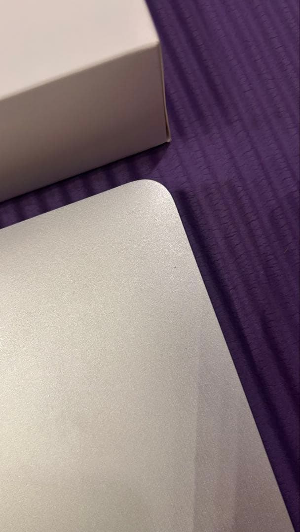 【セール】MacBook Air (2020)8GB 256GB ジャンク品