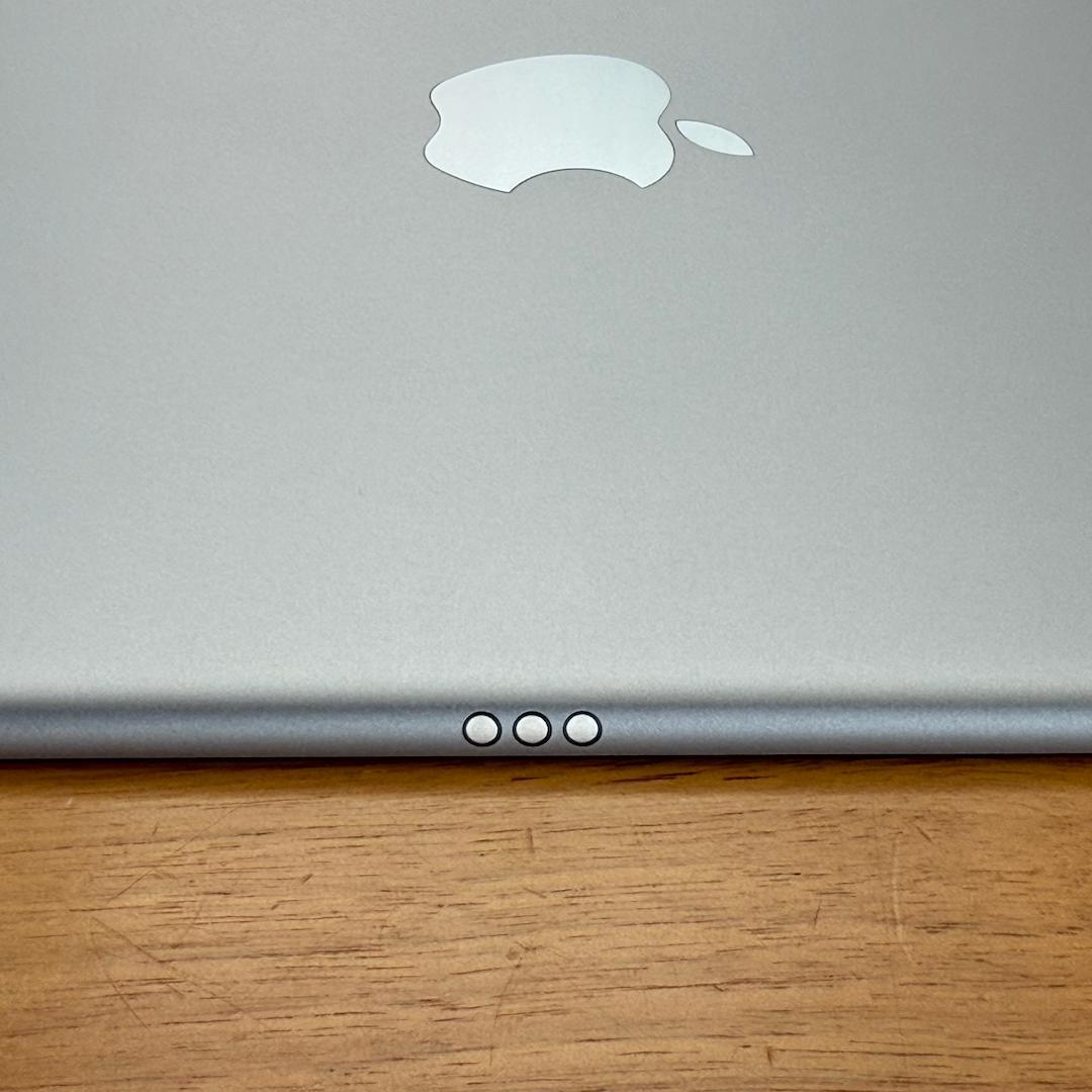 10.5インチiPad Pro Wi-Fi + Cellular 64GB