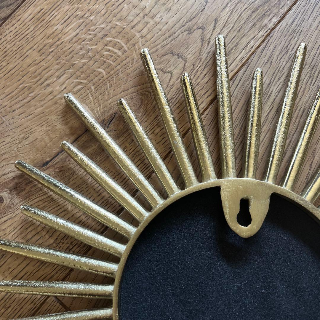 太陽ウォールミラー　アンティーク仕上げ　サンバーストミラー