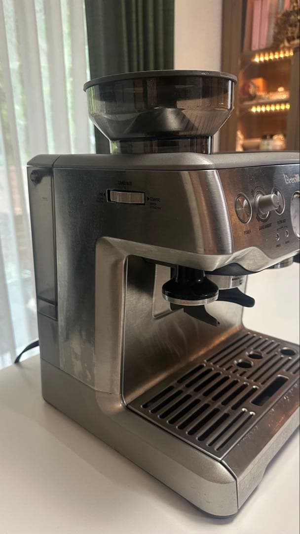 イタリア　【変圧器とグラインダー付き】Breville Barista