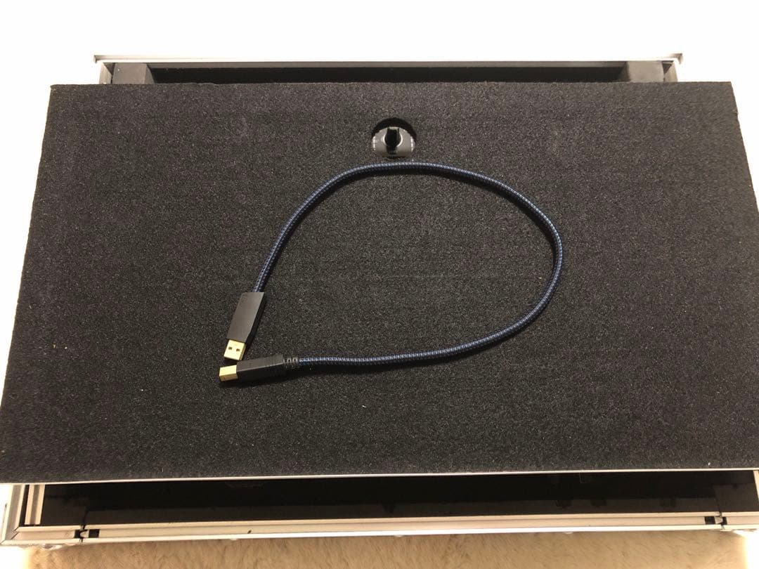 Traktor kontrol S4 純正ハードケース付