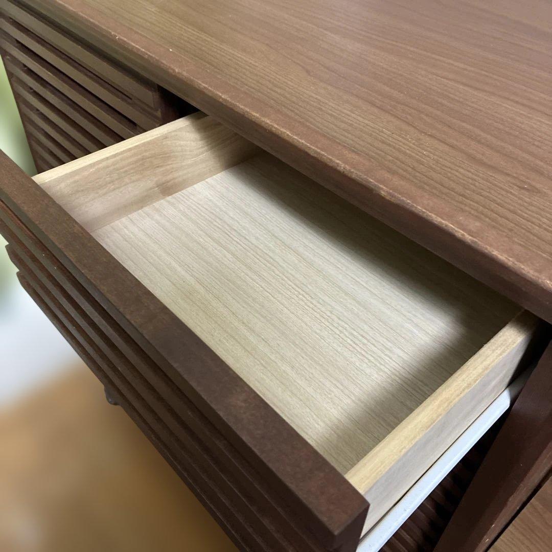 最終値下げ　国産　木製ルーバー扉収納ラックサイドボード　可動棚　幅80cm