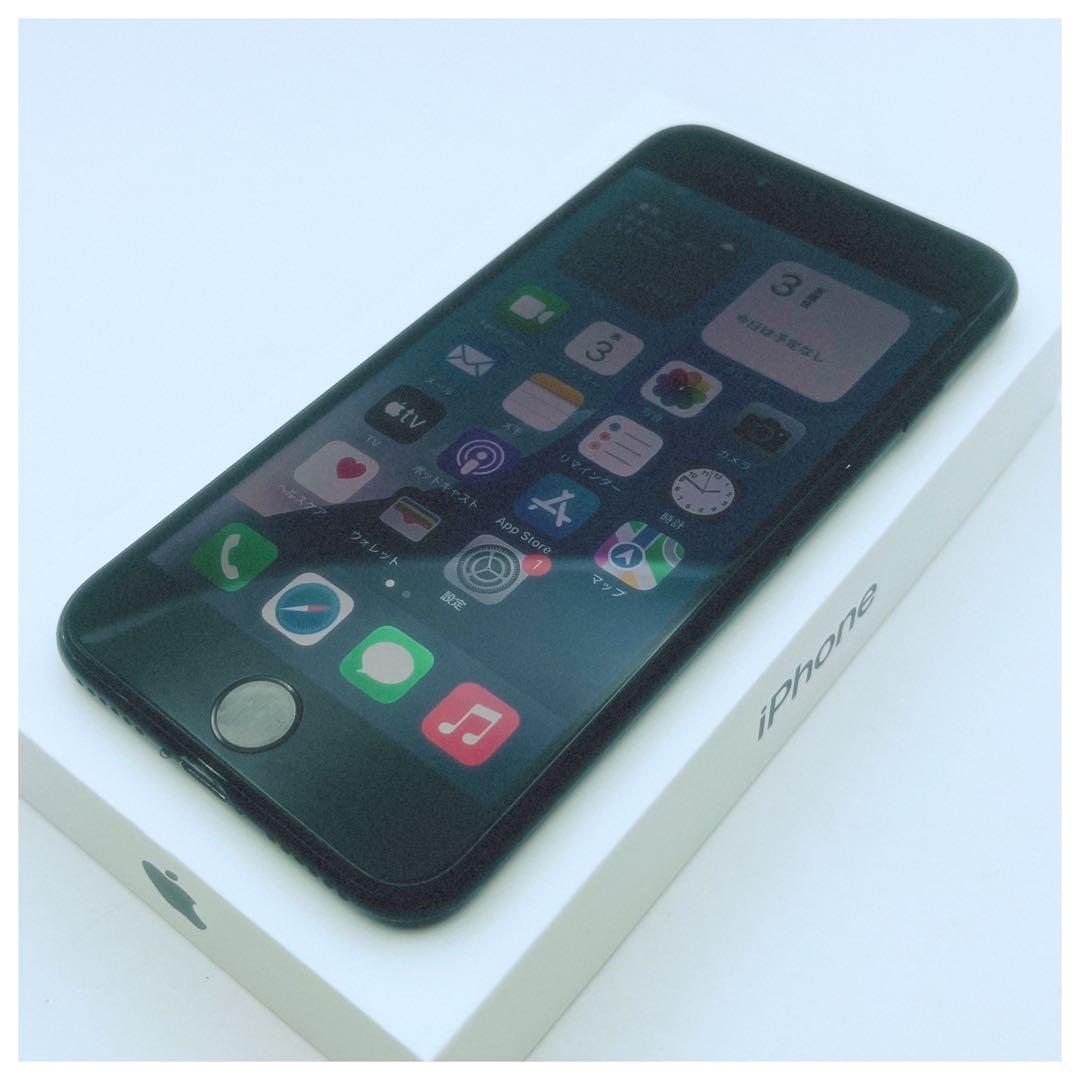 iPhone SE 3 64GB SIMフリー バッテリー100%
