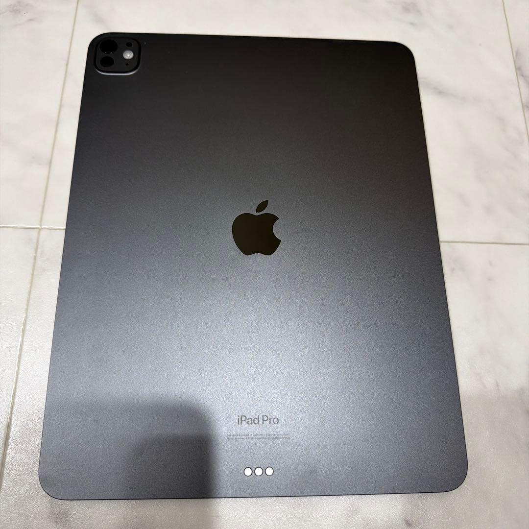 iPad Pro 13 インチ (M4) Wi-Fi 256GB ブラック