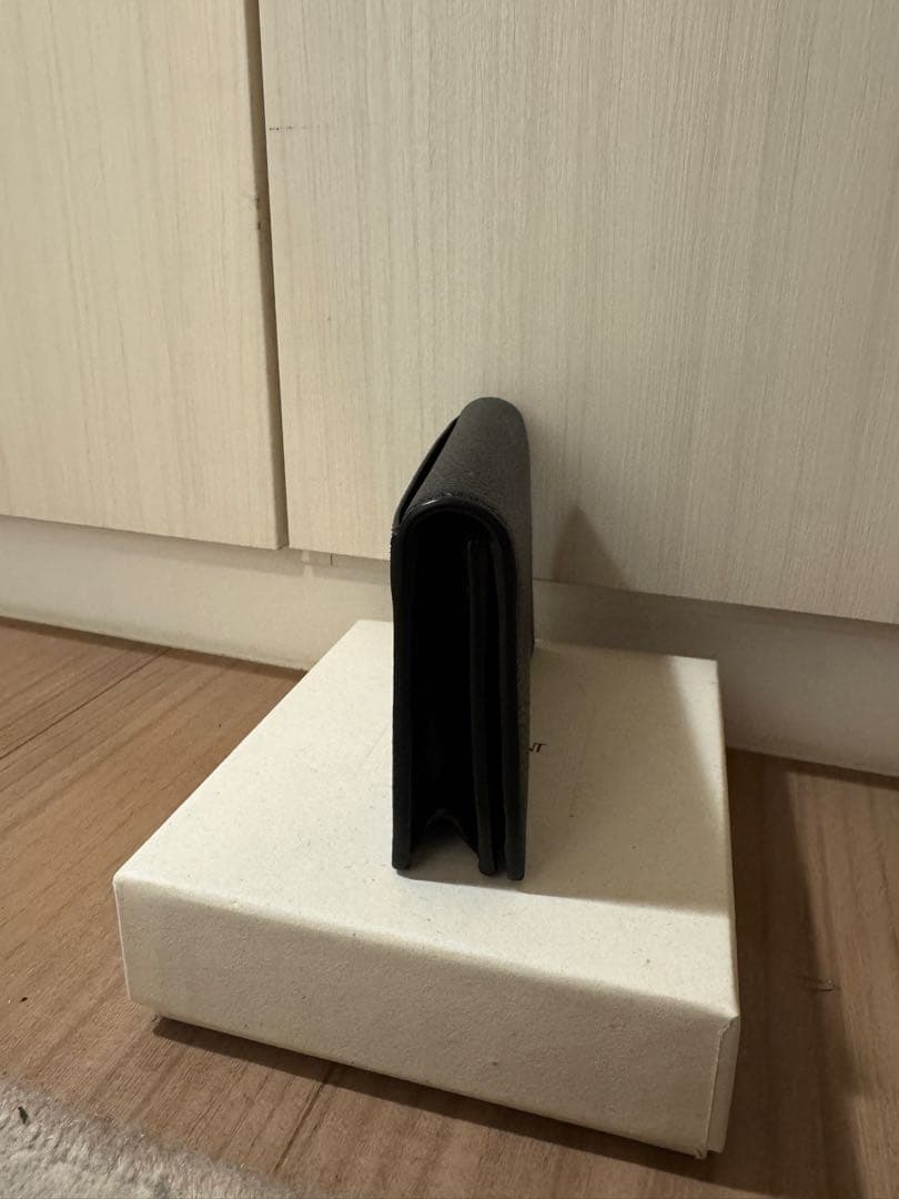 【新品 未使用】サンローラン　名刺入れ