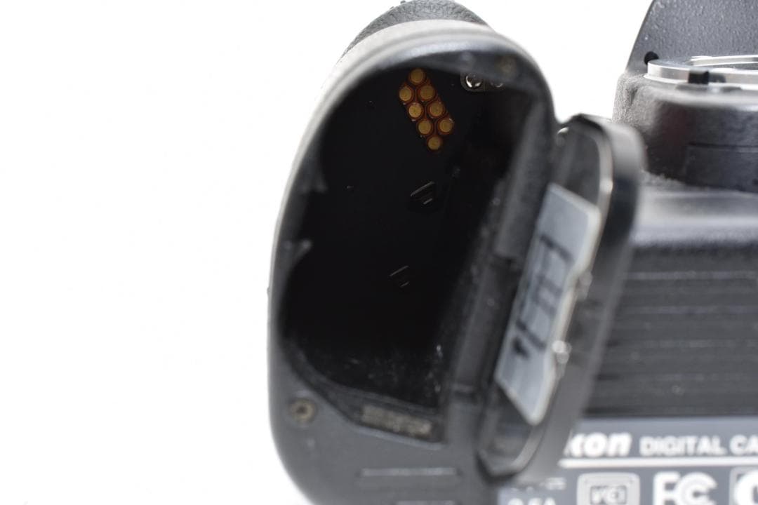 美品 NIKON ニコン D100 デジタル ボディ M891