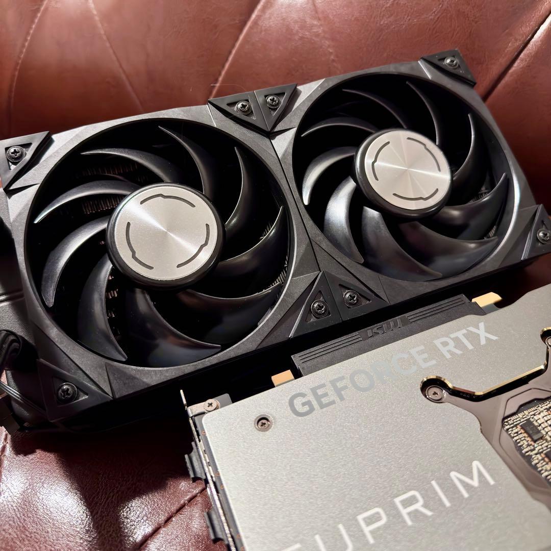 グラフィックボード・グラボ・ビデオカード MSI RTX 4090 SUPRIM LIQUID X 24GB GDDR6X