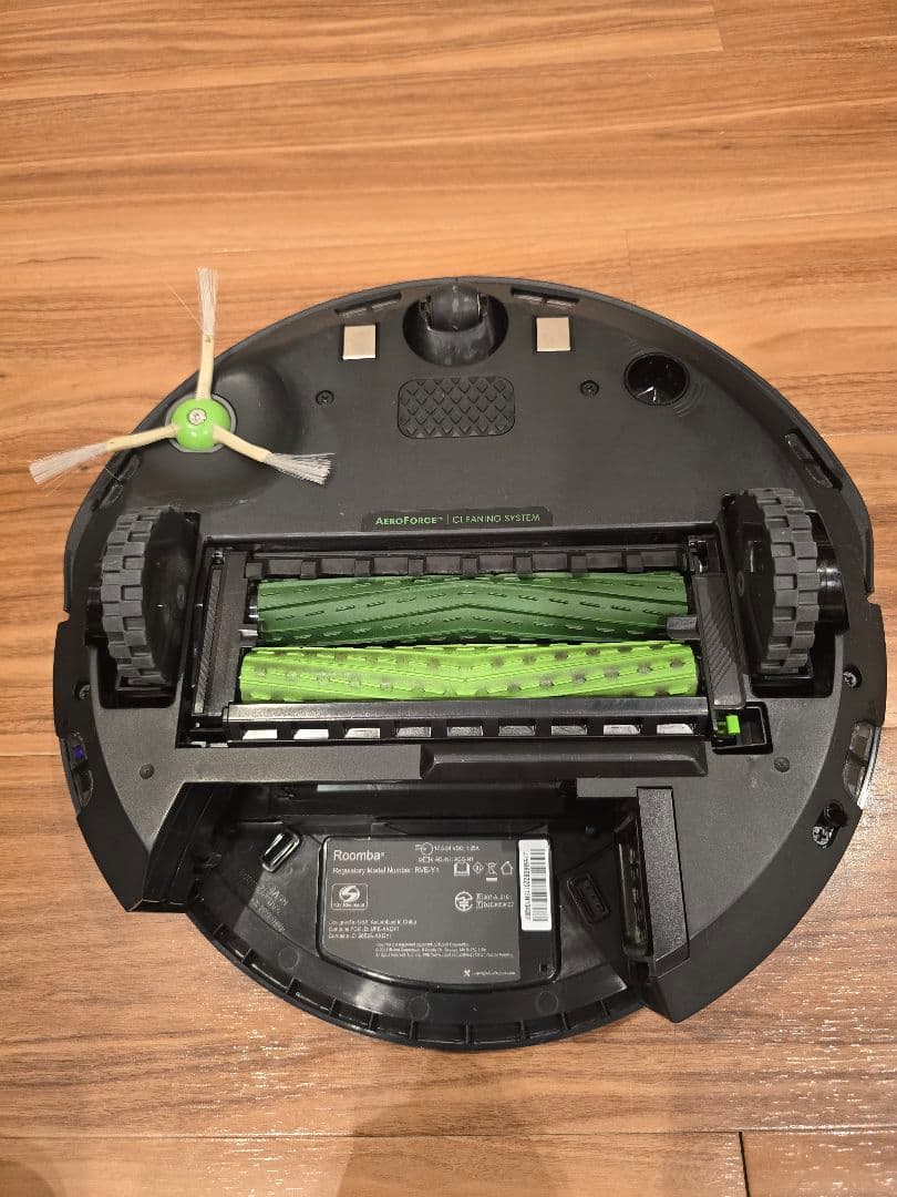 ルンバ j7+ アイロボット 自動ゴミ収集機付き