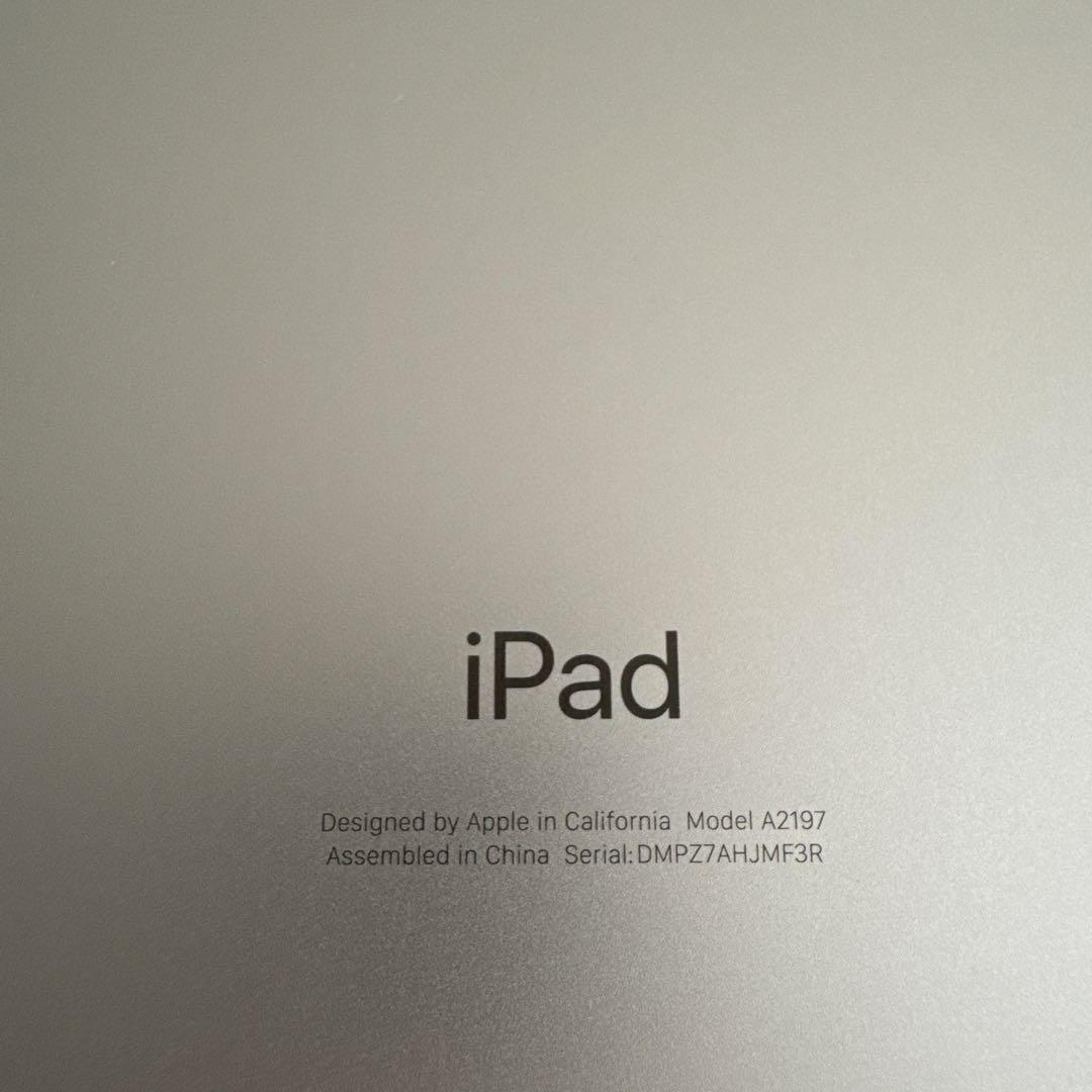 iPad 第7世代 128GB iPad本体　箱&付属品付き