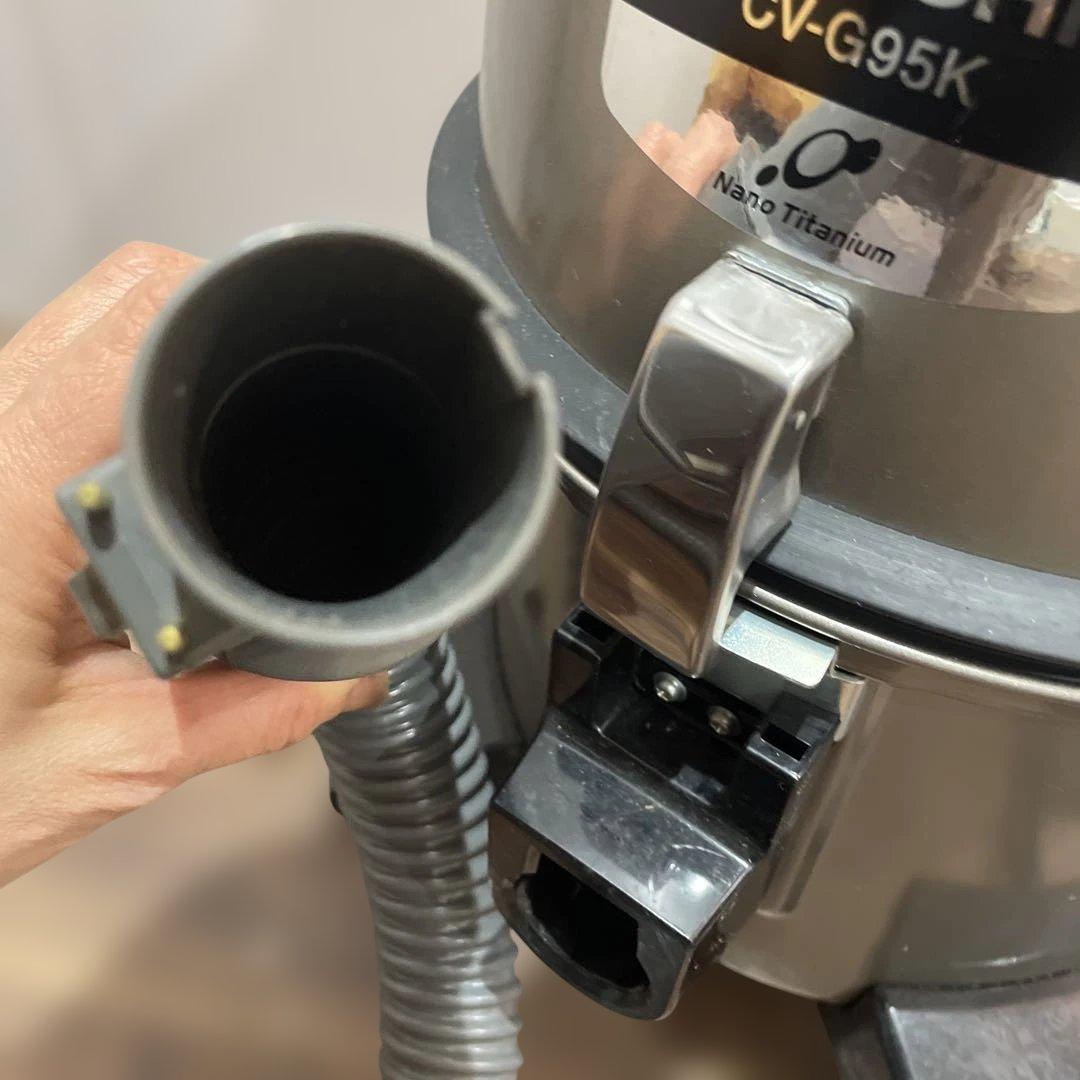 掃除機　HITACHI CV-G95K 2018年製　紙パック4つ付