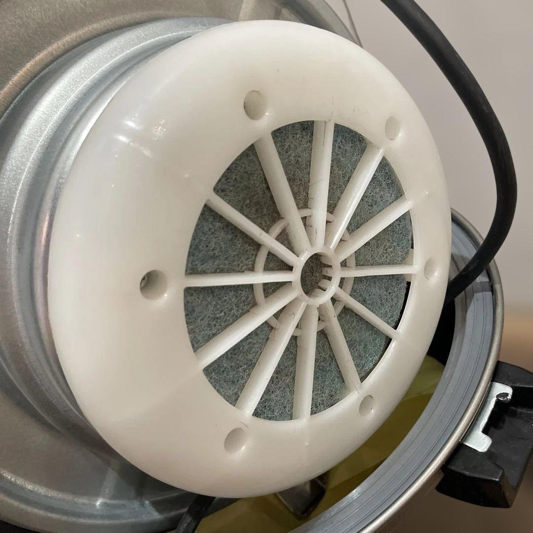 掃除機　HITACHI CV-G95K 2018年製　紙パック4つ付