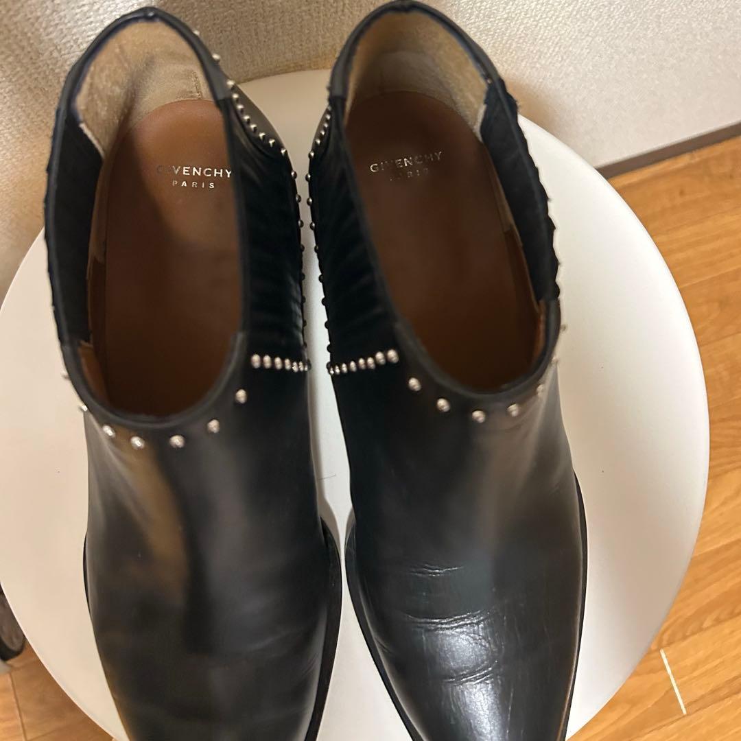 美品 GIVENCHY ジバンシー スタッズ ブラックレザー ショートブーツ