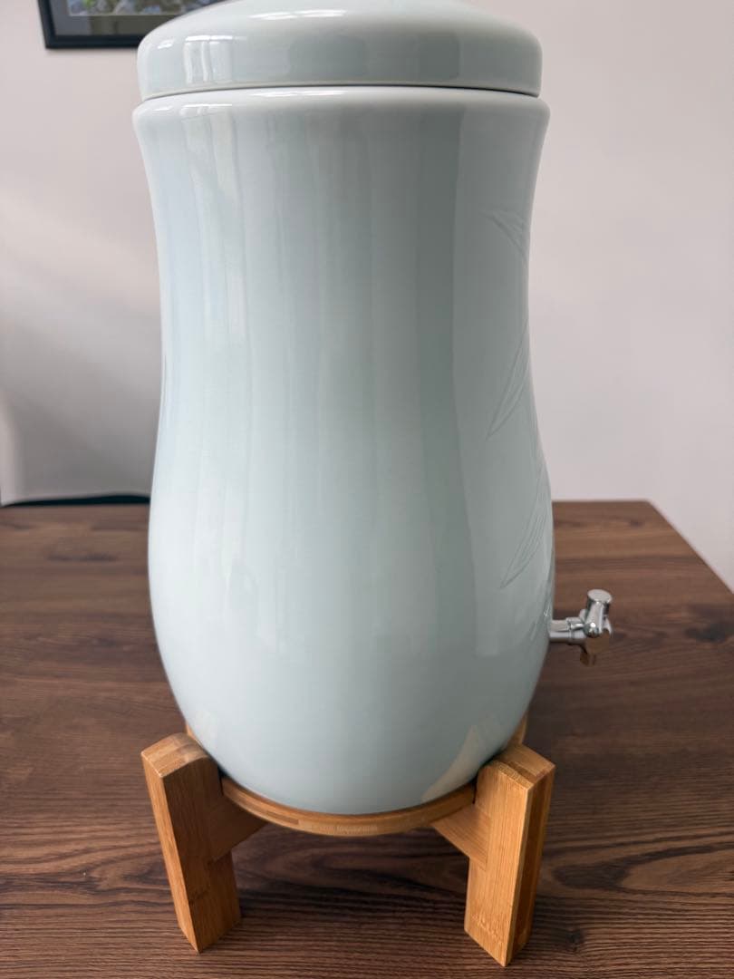 値下げ　完売品　セラミック製陶器浄水器 百年のしずく 青磁笹 3L 未使用品