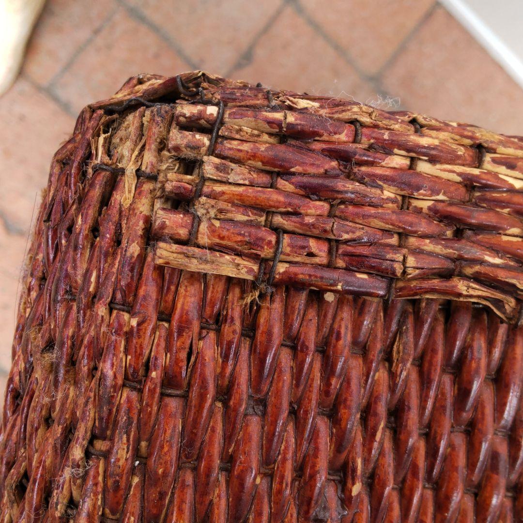 フーテンの寅さんが使っていたような柳行李　レトロなトランク