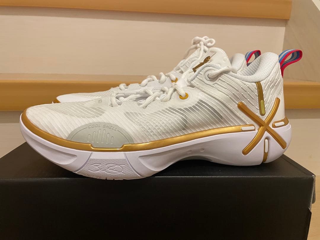 リーニン　WADE SHADOW 6V2 27.5cm ホワイトゴールド