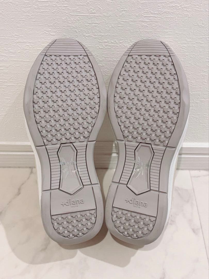 プラスダイアナ ＋diana カジュアルビットローファー アイボリー人工スムース