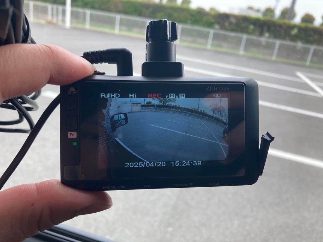 おんちゃん　コムテック　ドライブレコーダー　ZDR 035　前後2カメラ