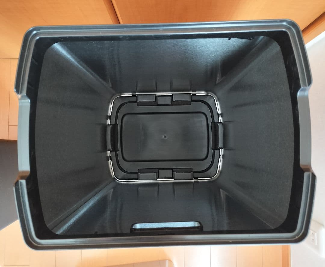 simplehuman　シンプルヒューマン　ゴミ箱