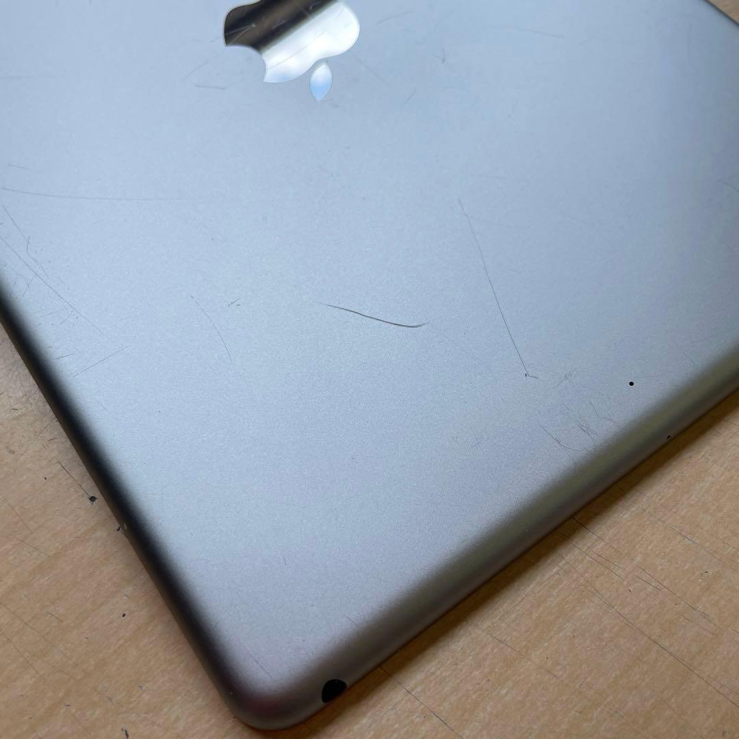 iPad 第6世代　A1893　Wi-Fiモデル　スペースグレイ32GB #5