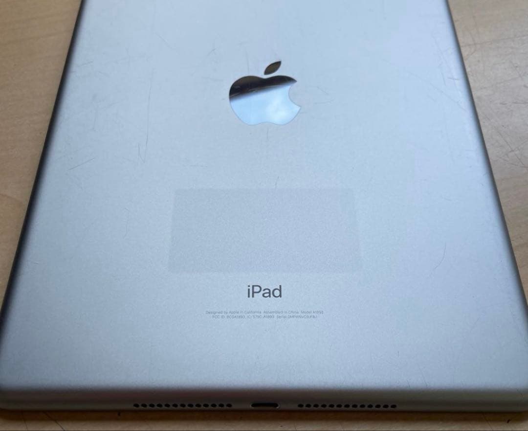 iPad 第6世代　A1893　Wi-Fiモデル　スペースグレイ32GB #5