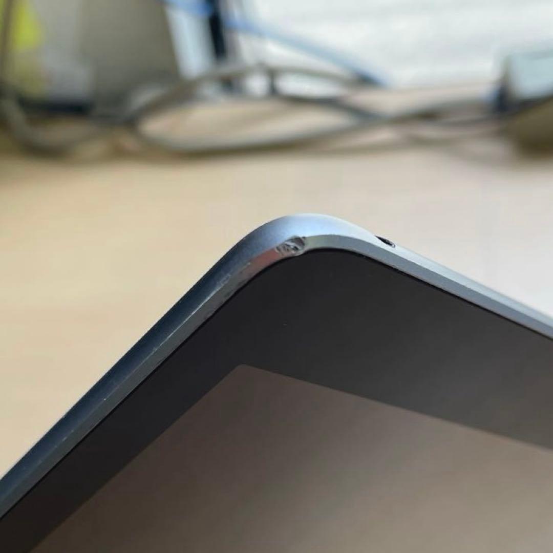 iPad 第6世代　A1893　Wi-Fiモデル　スペースグレイ32GB #5