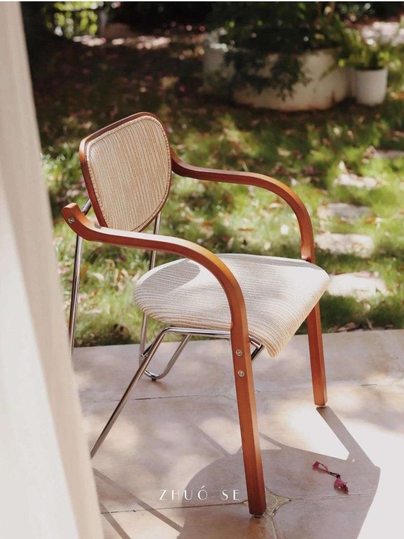 ZHUÓ SE アームチェア ベージュ
