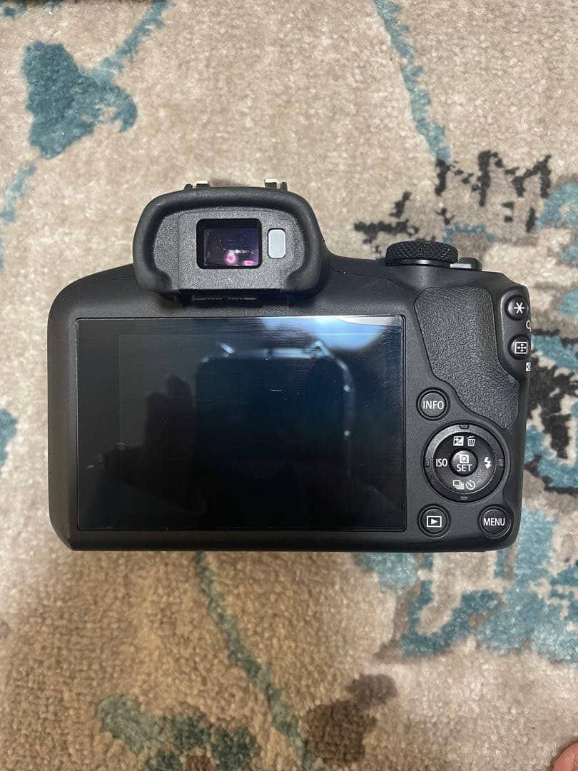 Canon EOS R100 ミラーレス一眼 本体