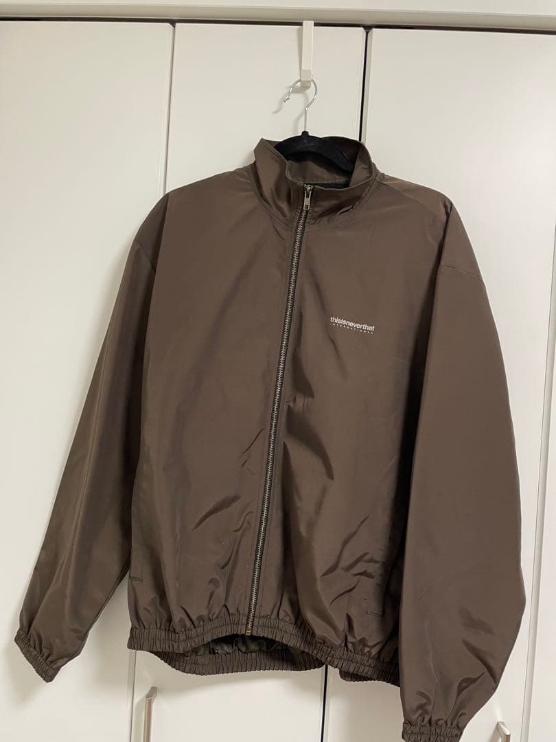 thisisneverthat ナイロンジャケット ブラウン