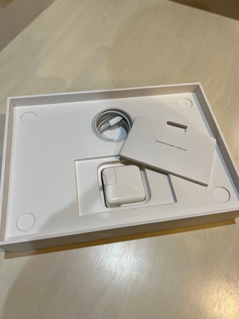 【美品】MacBook Air 13.3インチ 2020 8GB