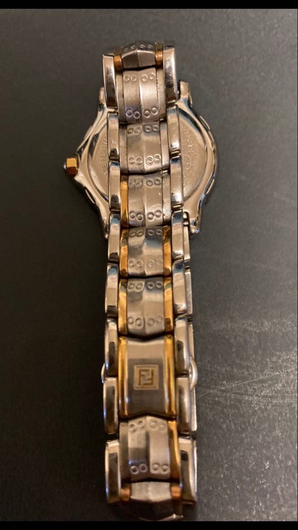 Fendi レディース 時計 シルバー ゴールド　　　今週迄にさせて頂きます
